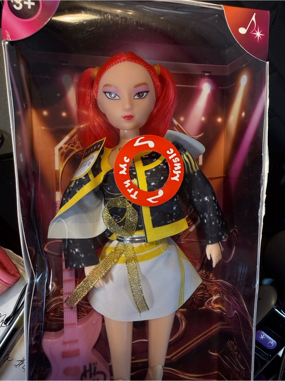 K-Pop Demon Hunter Pink-Haired Fashion Doll with Gold Accent Outfit